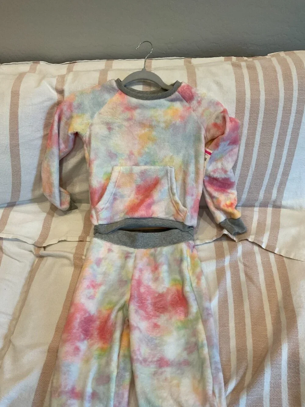 NWT P.J. Salvage Kids Tie-Dye Plush Lounge Set | Size S/8 | Girls